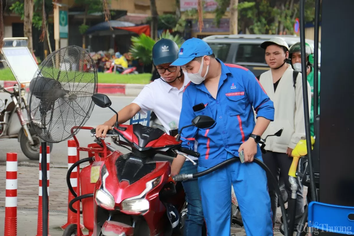 Giá xăng dầu hôm nay 18/12/2024 Giá xăng dầu hôm nay 18/12/2024