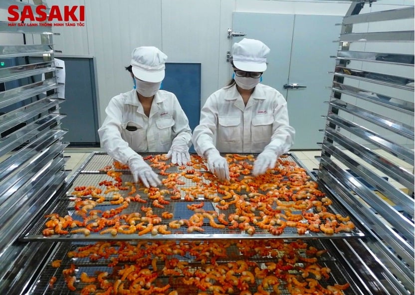 Công nghệ sấy của SASAKI giữ nguyên dưỡng chất, màu sắc, hình dạng và hương vị của tôm. Ảnh: BTC.